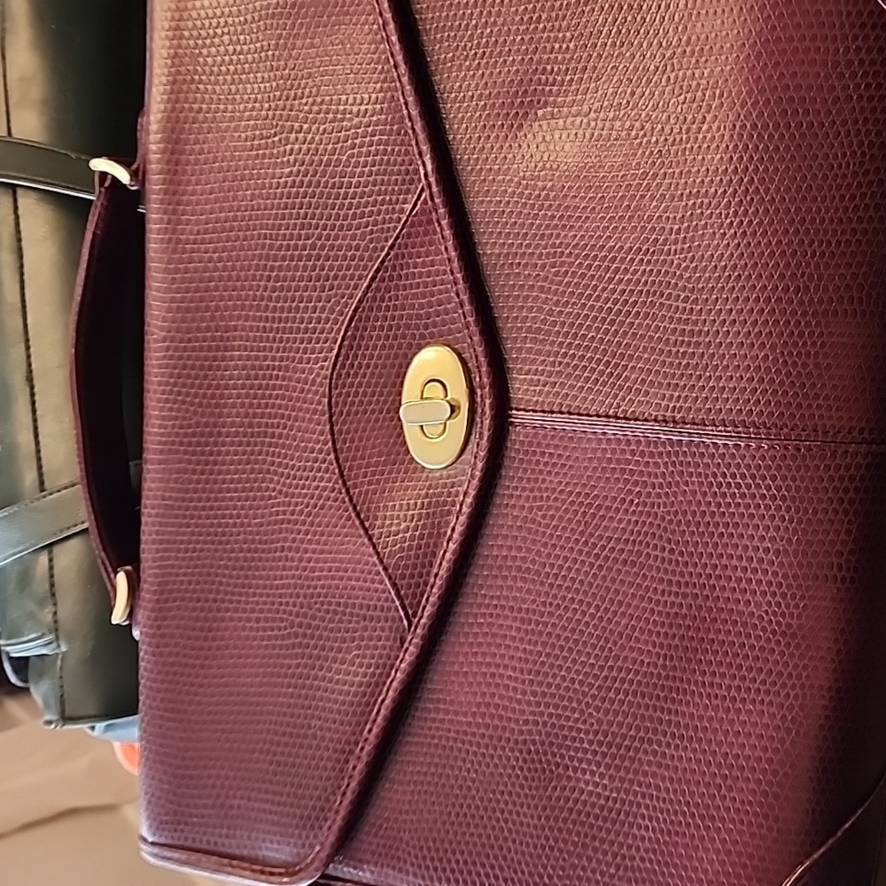 Deep burgundy women briefcase